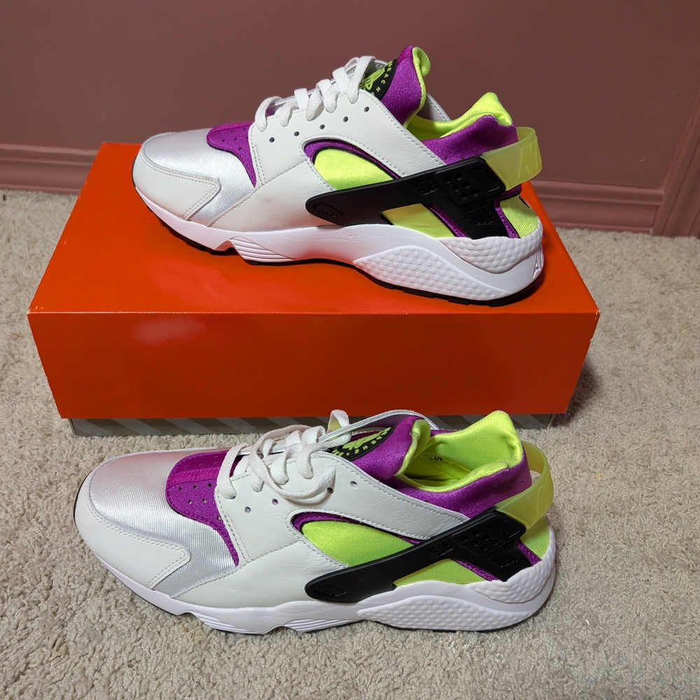 Nike Air Huarache in White and Neon Yellow
